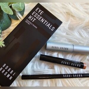 Bobbi Brown Eye Essential Kit